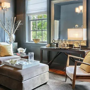  Apartment Romancing The Jones